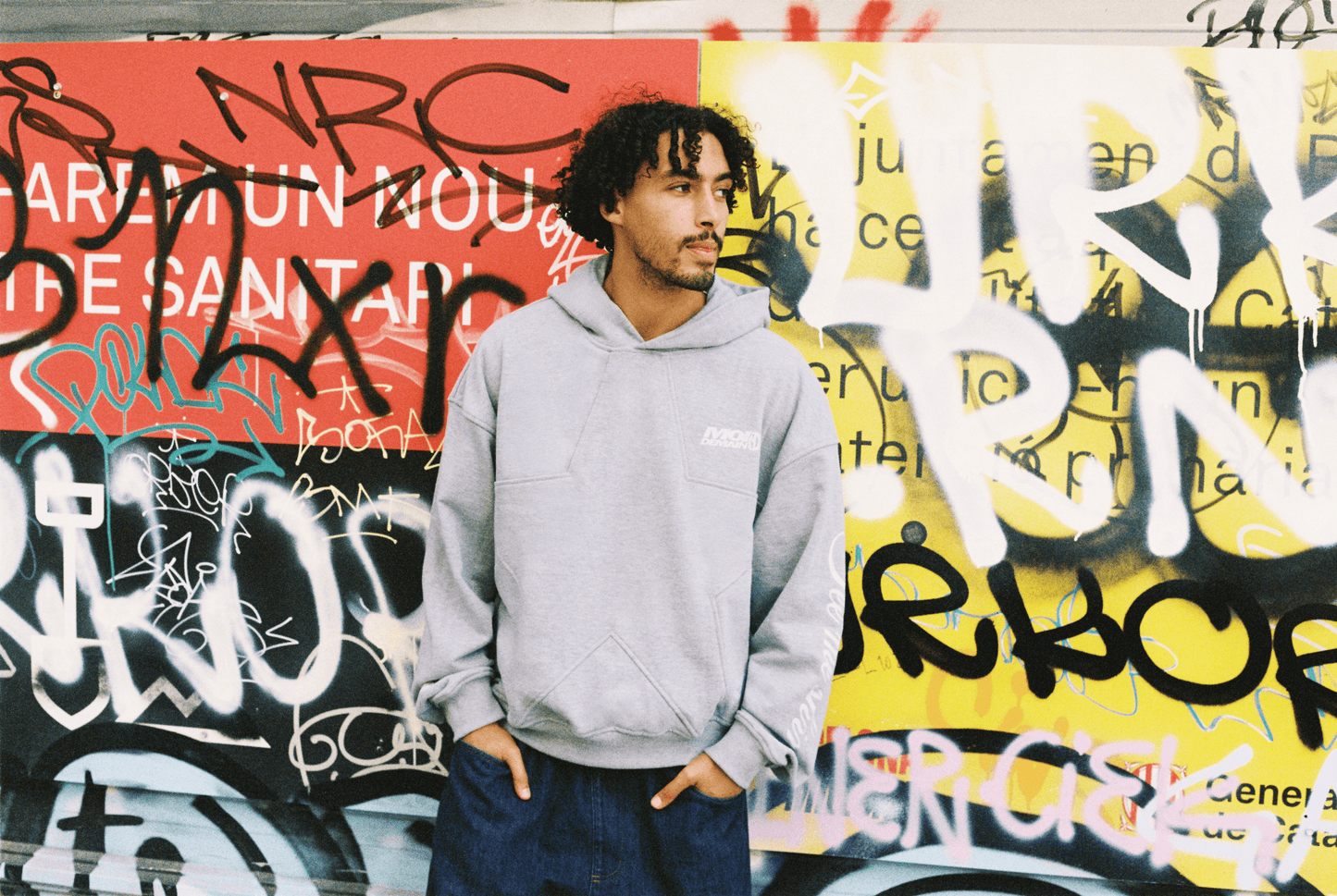 VEGA 025 HOODIE